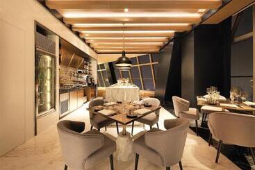 هتل Conrad Shanghai