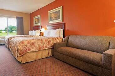 هتل Days Inn By Wyndham Coliseum Montgomery Al
