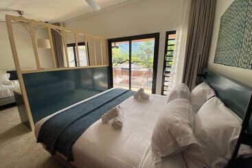 هتل Dimitile Hôtel & Spa