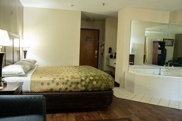 호텔 Econo Lodge Near Fort Gregg Adams I 295