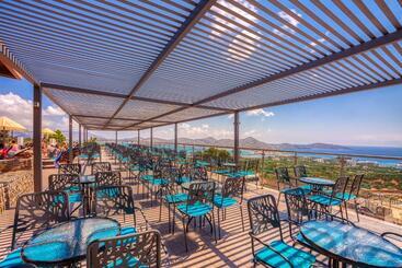 هتل Elounda Water Park Residence