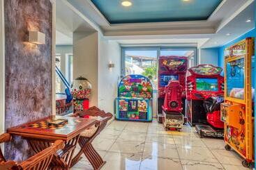 هتل Elounda Water Park Residence