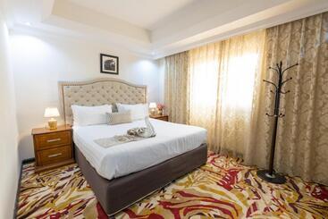 هتل Ewan Ajman Suites