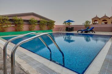 Golden Tulip Hotel Al  Barsha