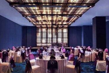 هتل Grand Mercure Medan Angkasa