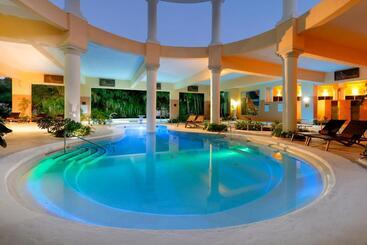 هتل Grand Palladium Jamaica Resort & Spa All Inclusive