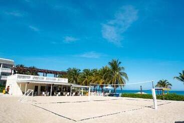 هتل Grand Palladium Jamaica Resort & Spa All Inclusive