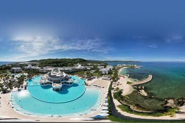 هتل Grand Palladium Jamaica Resort & Spa All Inclusive