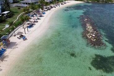 هتل Grand Palladium Jamaica Resort & Spa All Inclusive