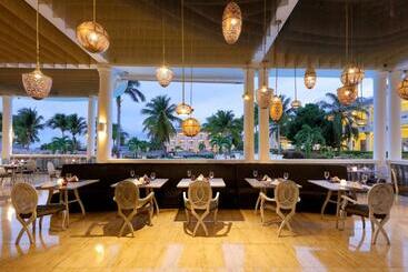 هتل Grand Palladium Jamaica Resort & Spa All Inclusive