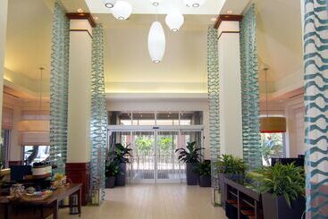 هتل Hilton Garden Inn Tampa East/brandon