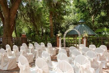 هتل Hilton Garden Inn Tampa East/brandon