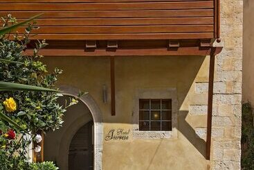 Hotel Ionas Boutique