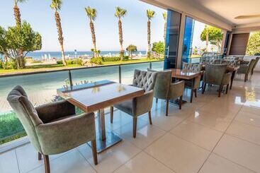 Kleopatra Life Hotel & Spa