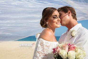 هتل Krystal Grand Los Cabos - All Inclusive