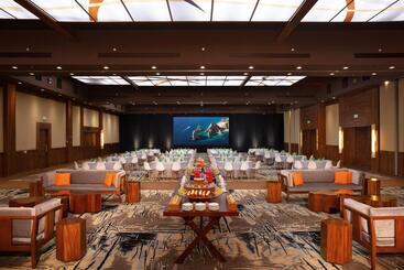هتل Krystal Grand Los Cabos - All Inclusive