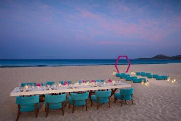 هتل Krystal Grand Los Cabos - All Inclusive
