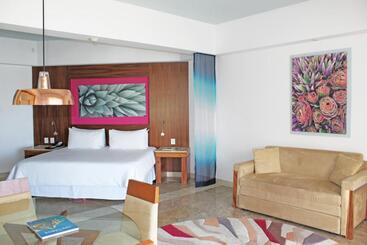 هتل Krystal Grand Los Cabos - All Inclusive