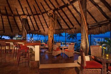 هتل Krystal Grand Los Cabos - All Inclusive