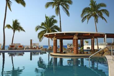 هتل Krystal Grand Los Cabos - All Inclusive