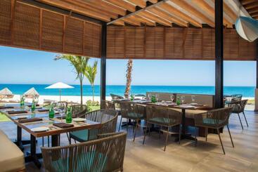 هتل Krystal Grand Los Cabos - All Inclusive