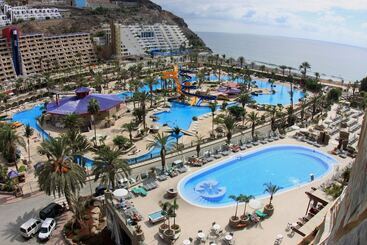 هتل Livvo Valle Taurito & Aquapark