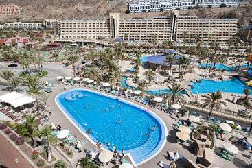 هتل Livvo Valle Taurito & Aquapark