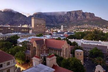 Hotel Mandela Rhodes Place