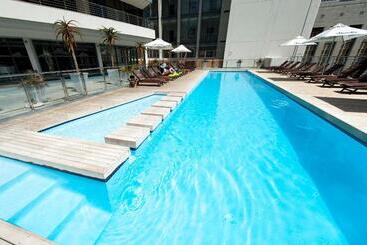 Hotel Mandela Rhodes Place