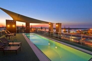 هتل Mantra Quayside Port Macquarie