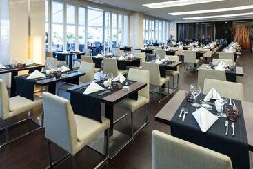 هتل Melia Madeira Mare