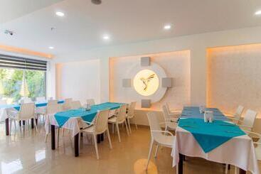 酒店 Kolibri