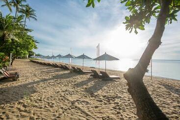 هتل New Star Beach Resort
