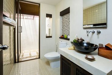 هتل New Star Beach Resort
