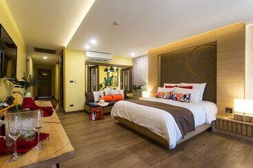 هتل New Star Beach Resort