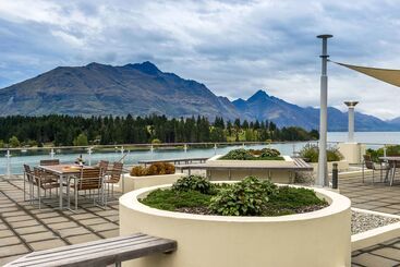 هتل Oaks Queenstown Club Suites