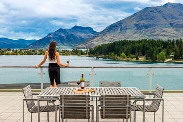 هتل Oaks Queenstown Club Suites