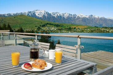 هتل Oaks Queenstown Club Suites