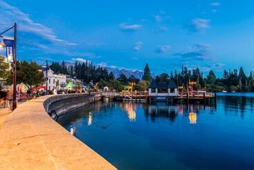 هتل Oaks Queenstown Club Suites