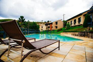 هتل Plaza Inn Week Inn