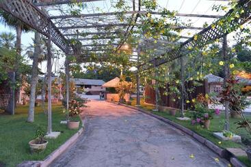 酒店 Porto Preguiças Resort
