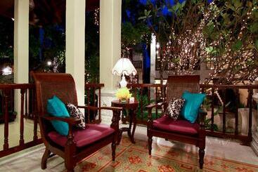 Отель Puripunn Hideaway
