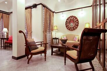 Отель Puripunn Hideaway