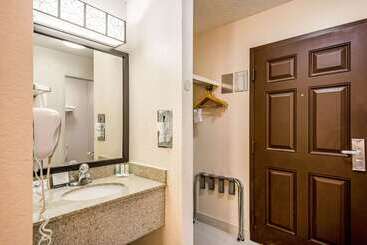 هتل Quality Inn Sarasota I75