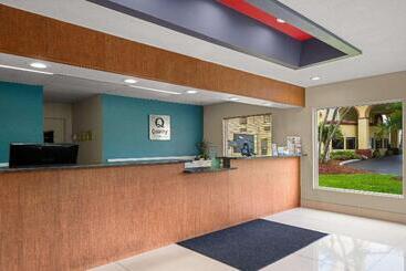 هتل Quality Inn Sarasota I75