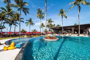 هتل Ramada Resort By Wyndham Khao Lak