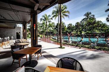 هتل Ramada Resort By Wyndham Khao Lak