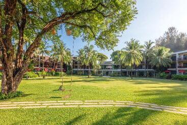 هتل Ramada Resort By Wyndham Khao Lak