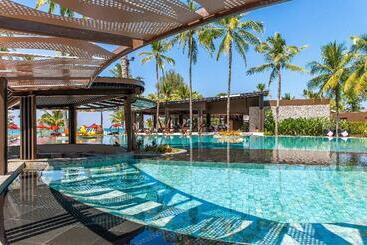 هتل Ramada Resort By Wyndham Khao Lak