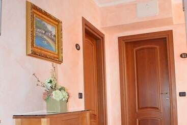 هتل Residence Alberghiero Eolie